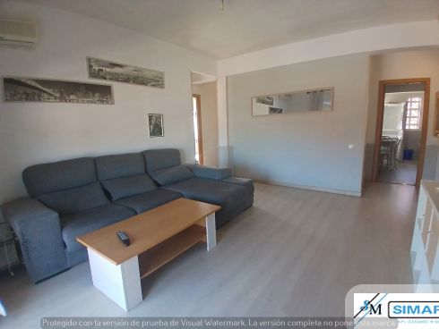 Living room of Flat for sale in  Toledo Capital  with Air Conditioner, Parquet flooring and Furnished