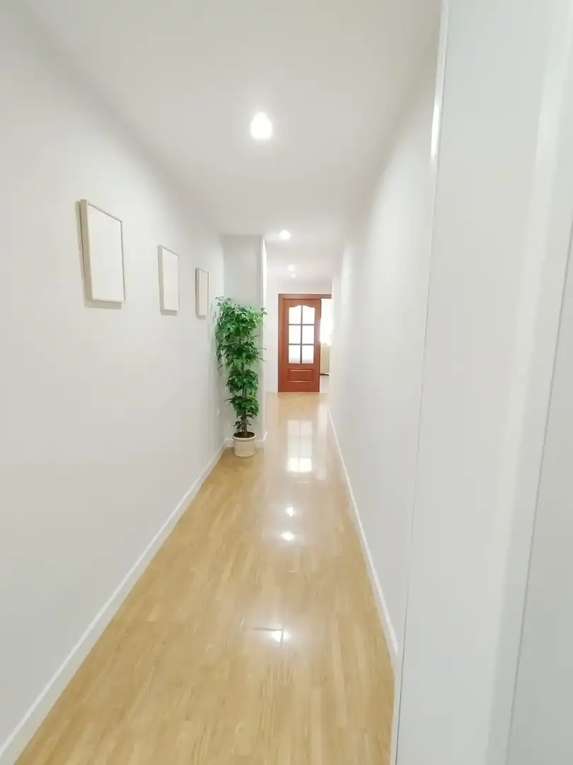 Flat for rent in Granada  with Air Conditioner, Heating and Furnished