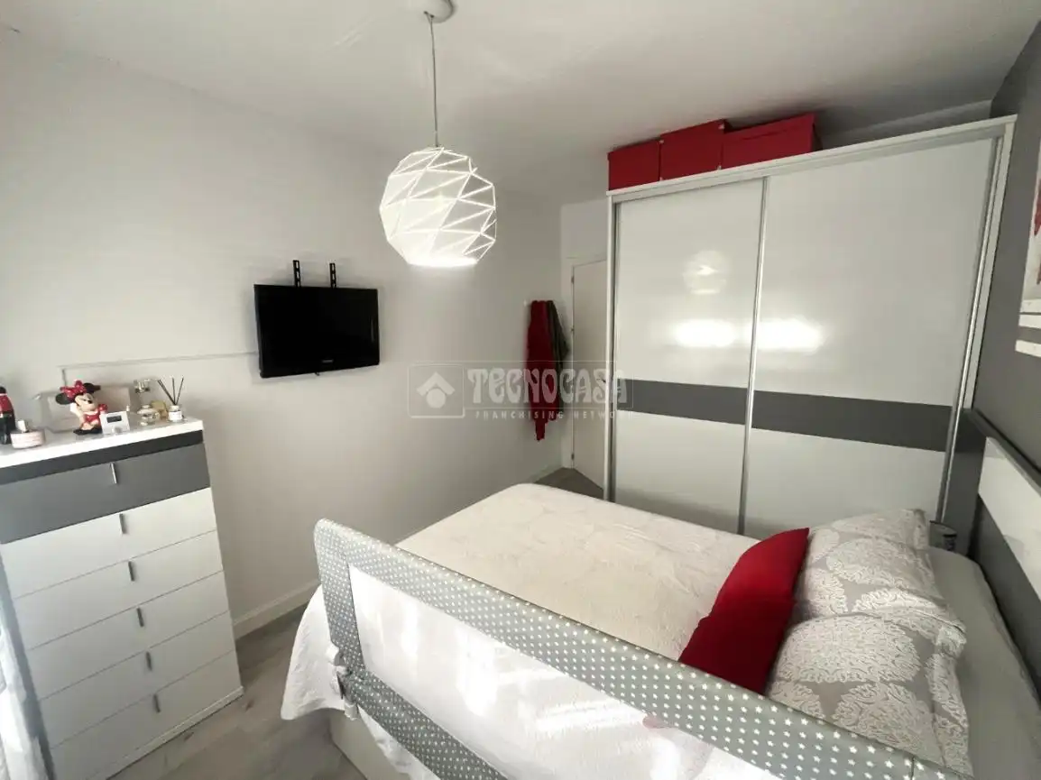 Bedroom of Flat for sale in Villalbilla  with Air Conditioner