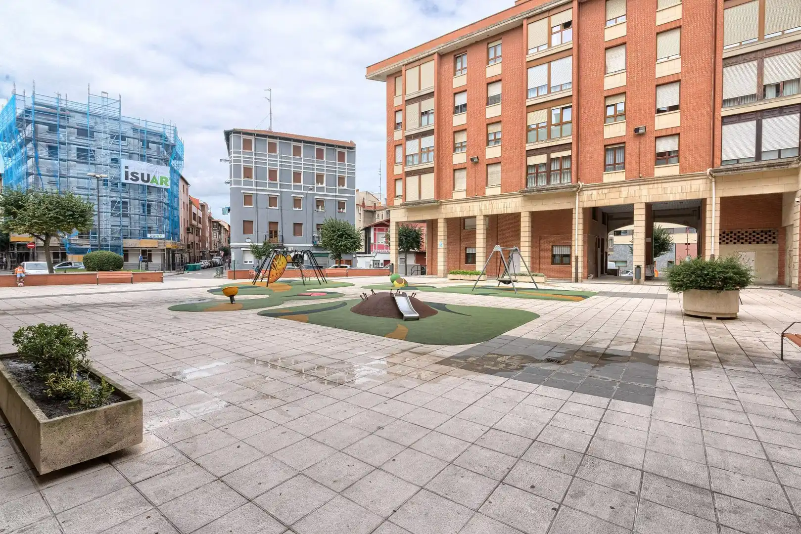Vista exterior de Apartamento en venta en Barakaldo  con Calefacción, Trastero y Amueblado