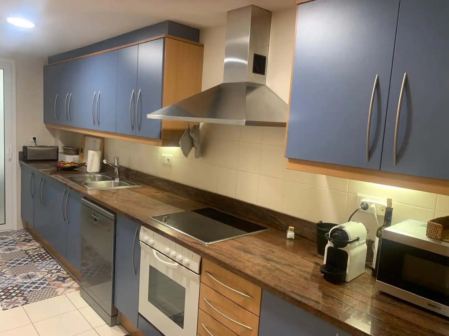 Cocina de Apartamento en venta en Castell d'Aro, Platja d'Aro i s'Agaró con Aire acondicionado, Calefacción y Terraza