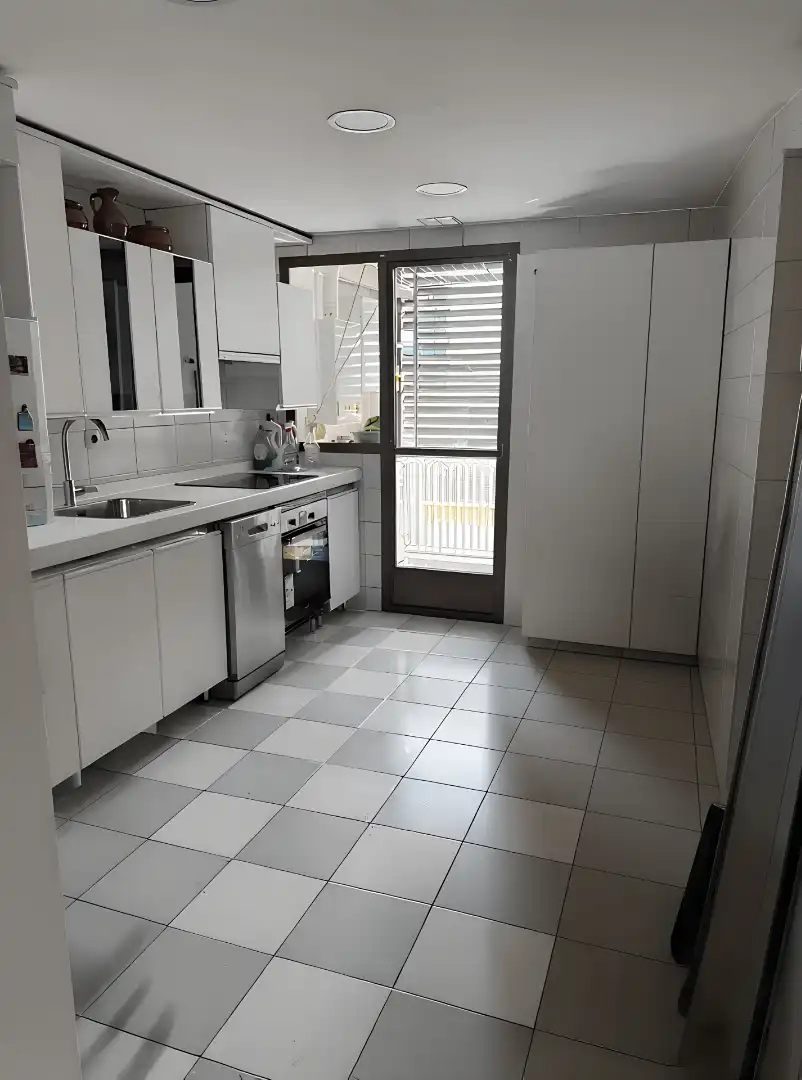 Kitchen of Flat for rent in Madrid  with Private garden and Pets allowed