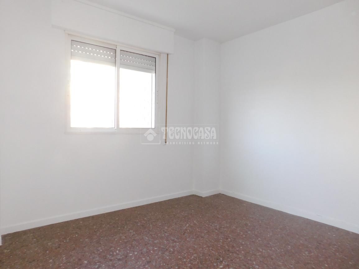 Bedroom of Flat to rent in  Zaragoza Capital  with Heating, Terrace and Balcony