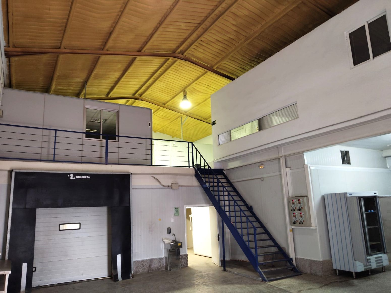 Nau industrial en venda en Riba-roja de Túria