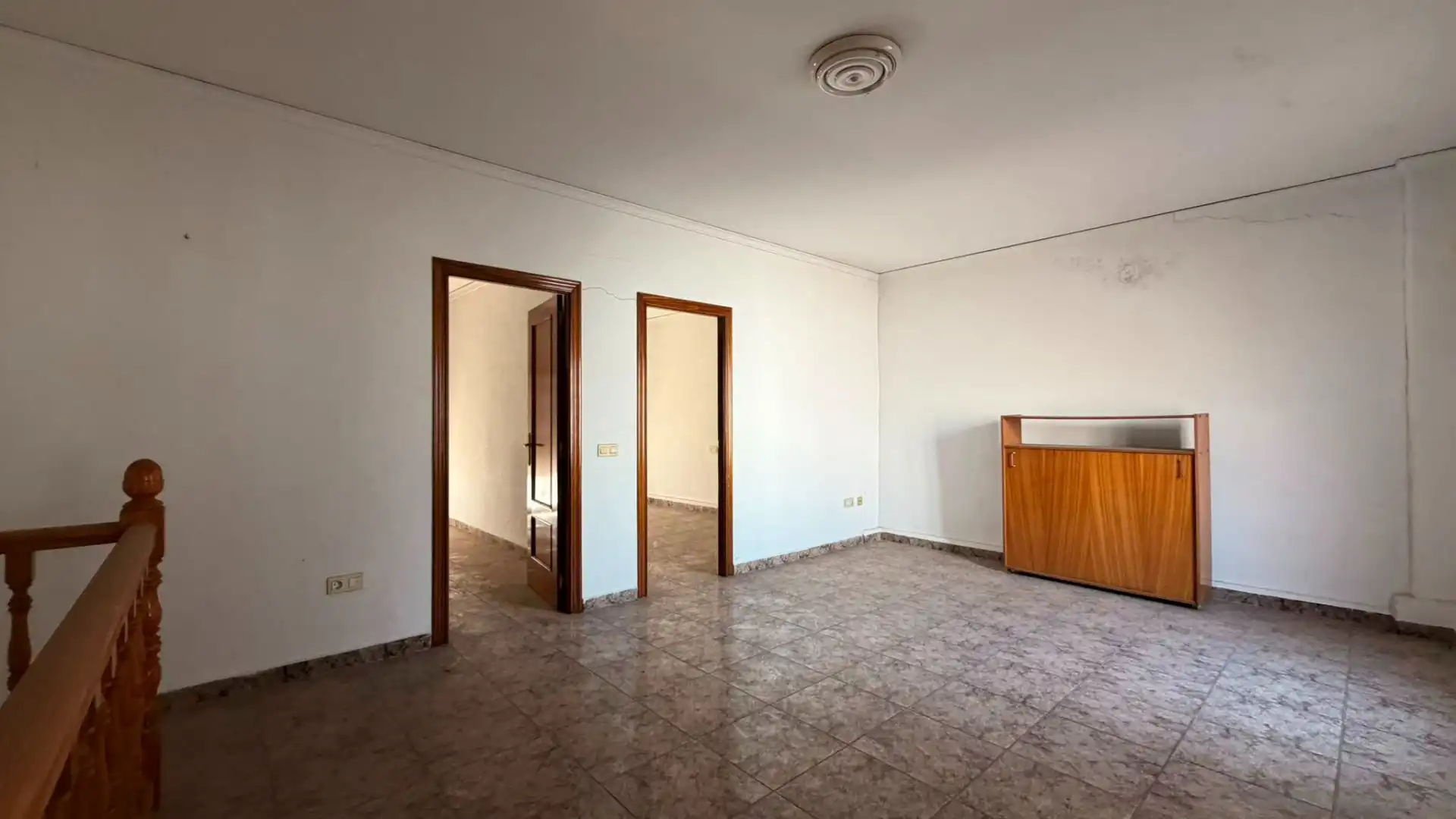 Houses for sale in Alberic  with Heating, Private garden and Storage room