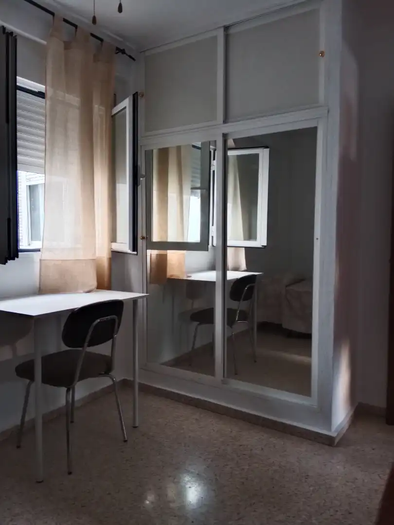 Schlafzimmer von Wohnung zur Miete in Sevilla mit Klimaanlage, Möbliert und Ofen