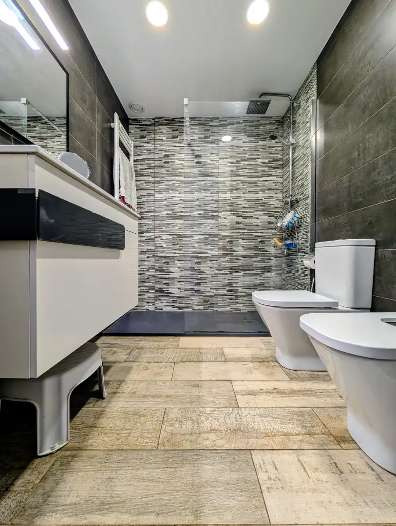 Baño de Casa adosada en venta en Badalona con Parquet, Terraza y Trastero