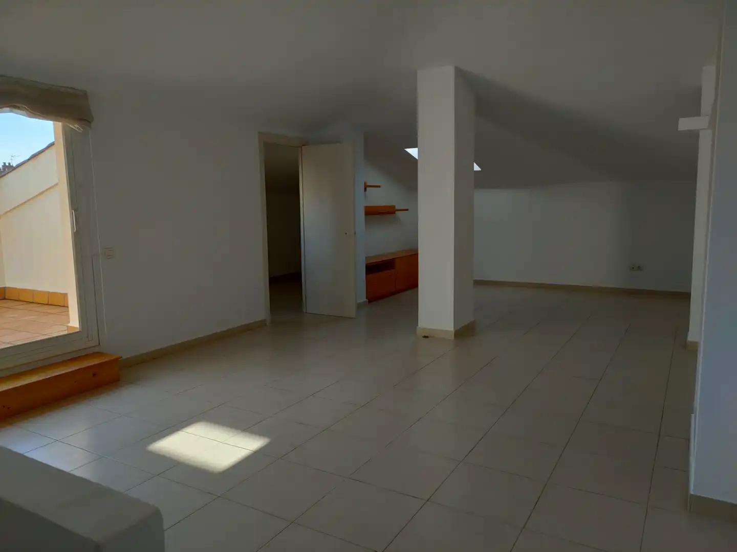 Ático de alquiler en Sant Cugat del Vallès con Calefacción, Parquet y Terraza