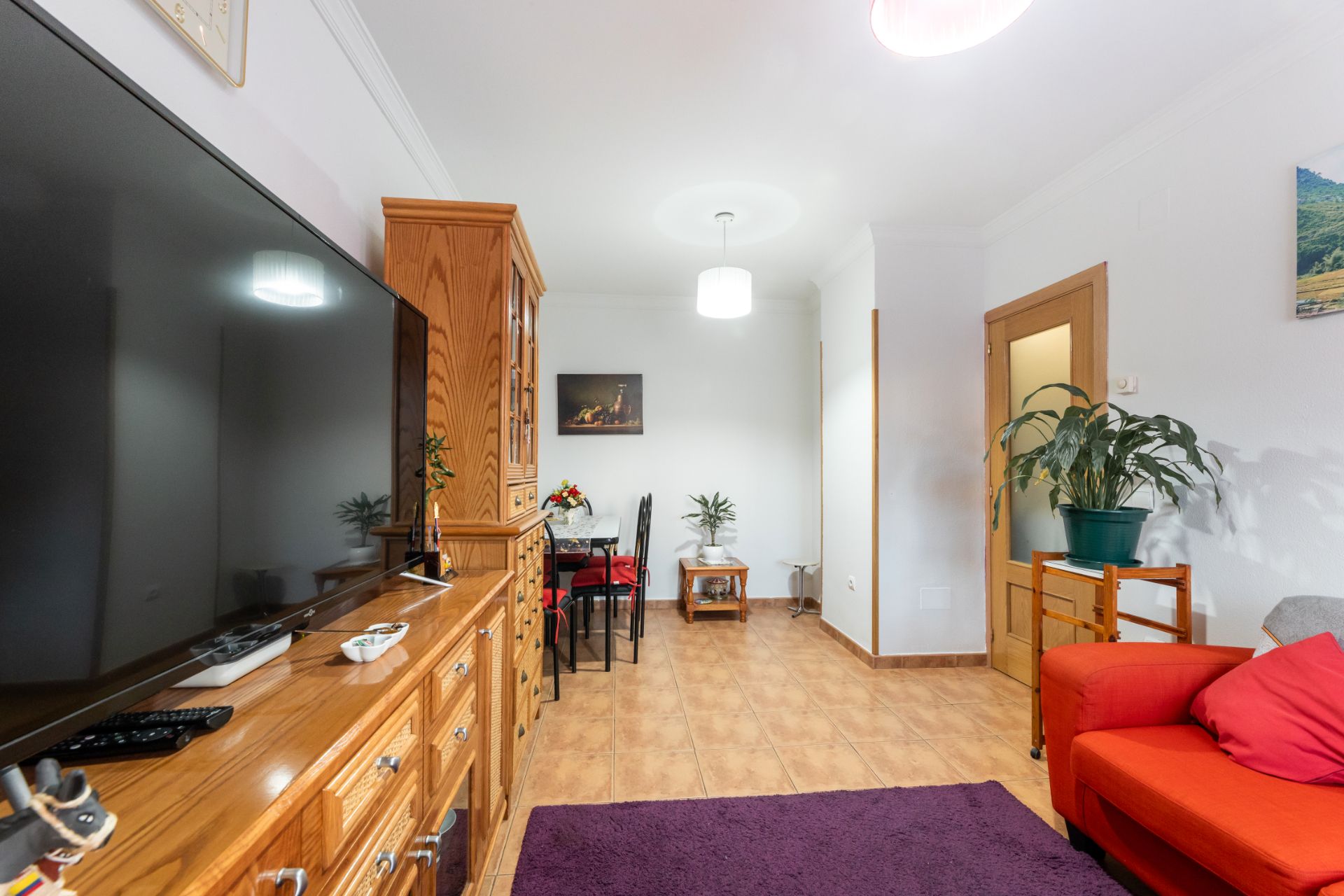 Sala d'estar de Pis en venda en Navalcarnero amb Calefacció, Jardí privat i Moblat