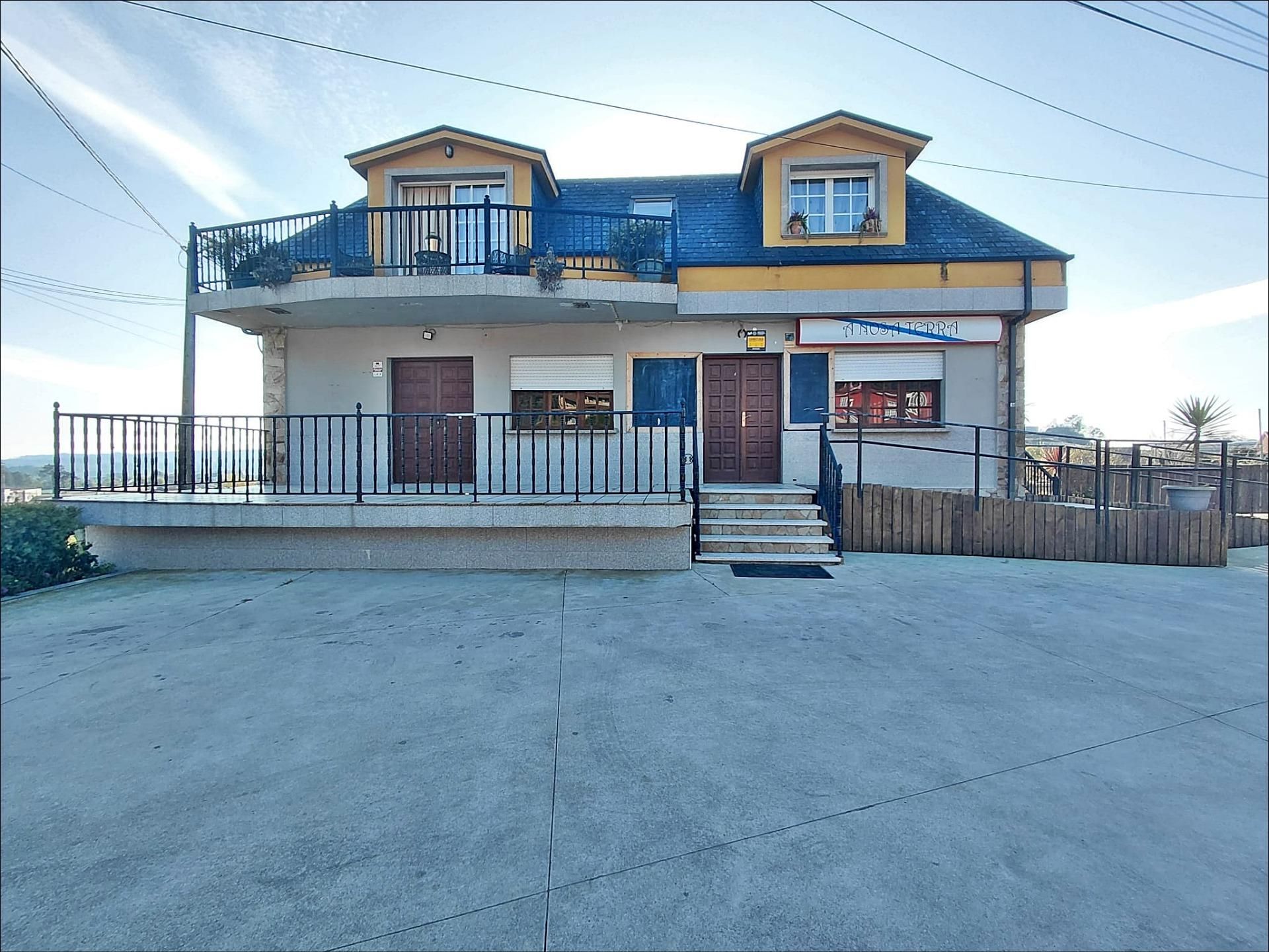 Außenansicht von Geschaftsraum zur Miete in Cambados mit Terrasse