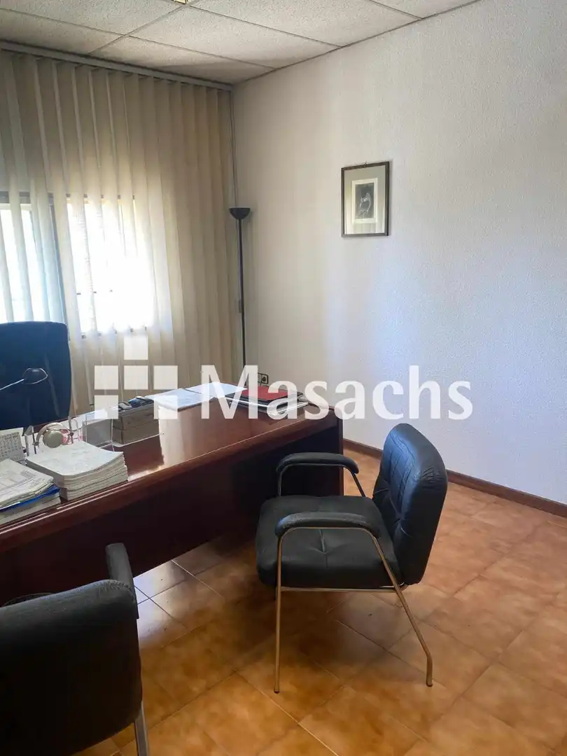 Industrial building for sale in San Blas, imagen 2