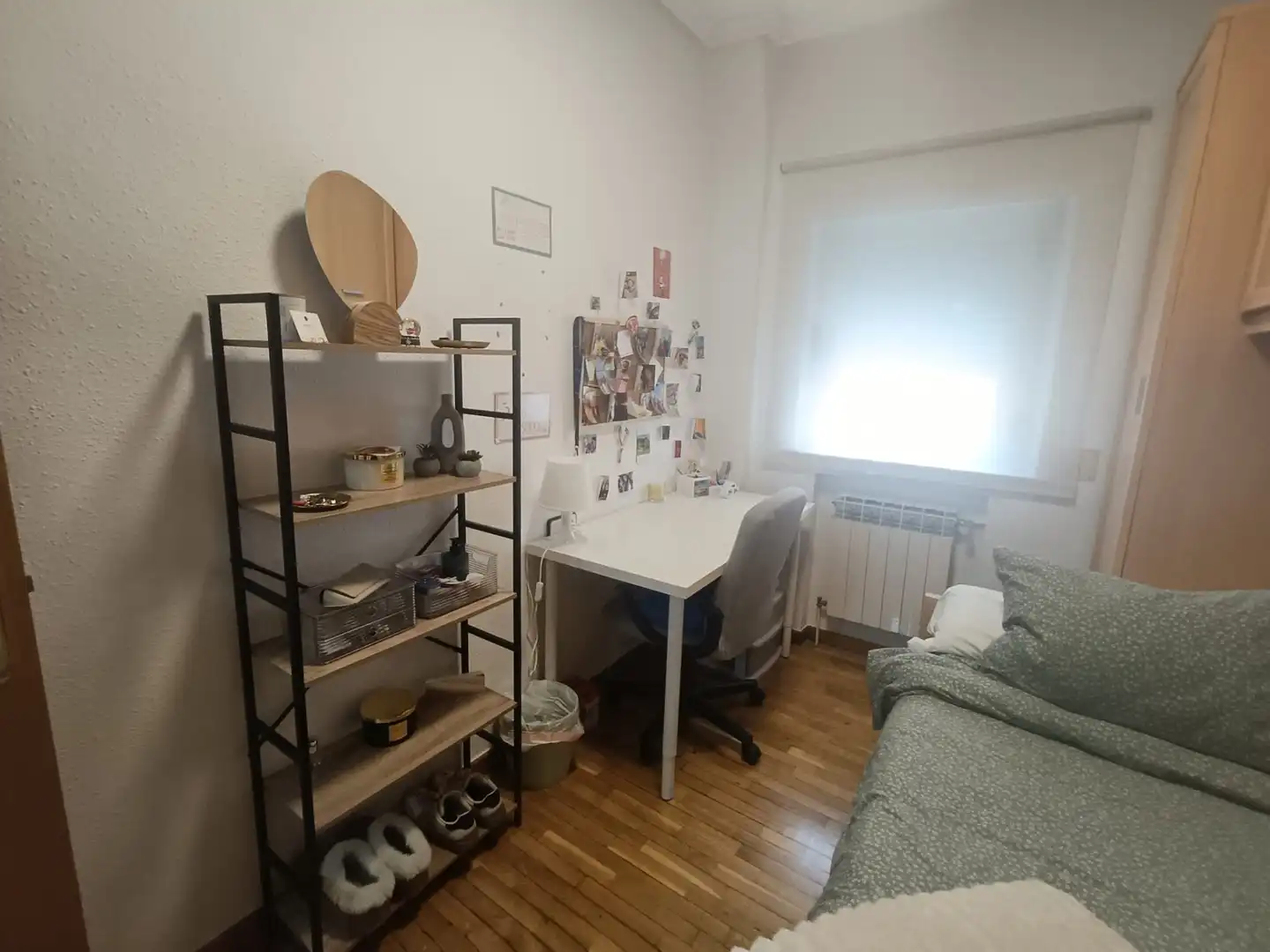 Bedroom of Flat for rent in Salamanca  with Heating, Parquet flooring and Furnished