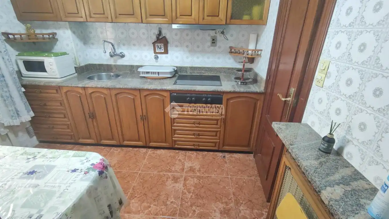 Cuina de Pis en venda en Zaragoza amb Terrassa