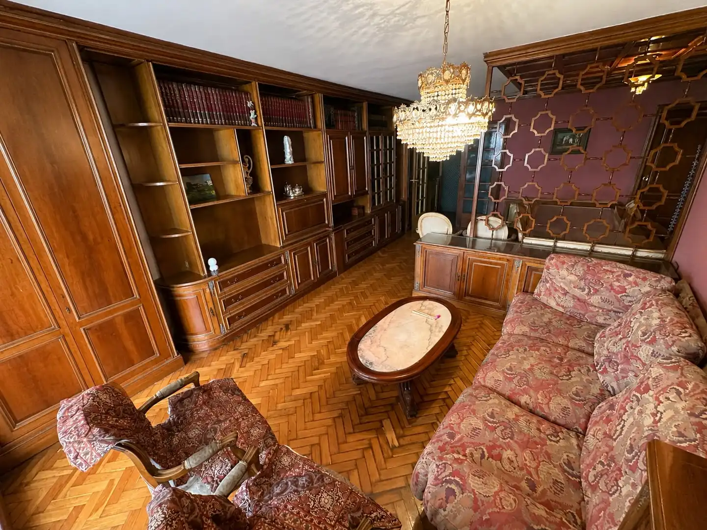 Living room of Flat for sale in Barcelona  with Parquet flooring, Furnished and Oven