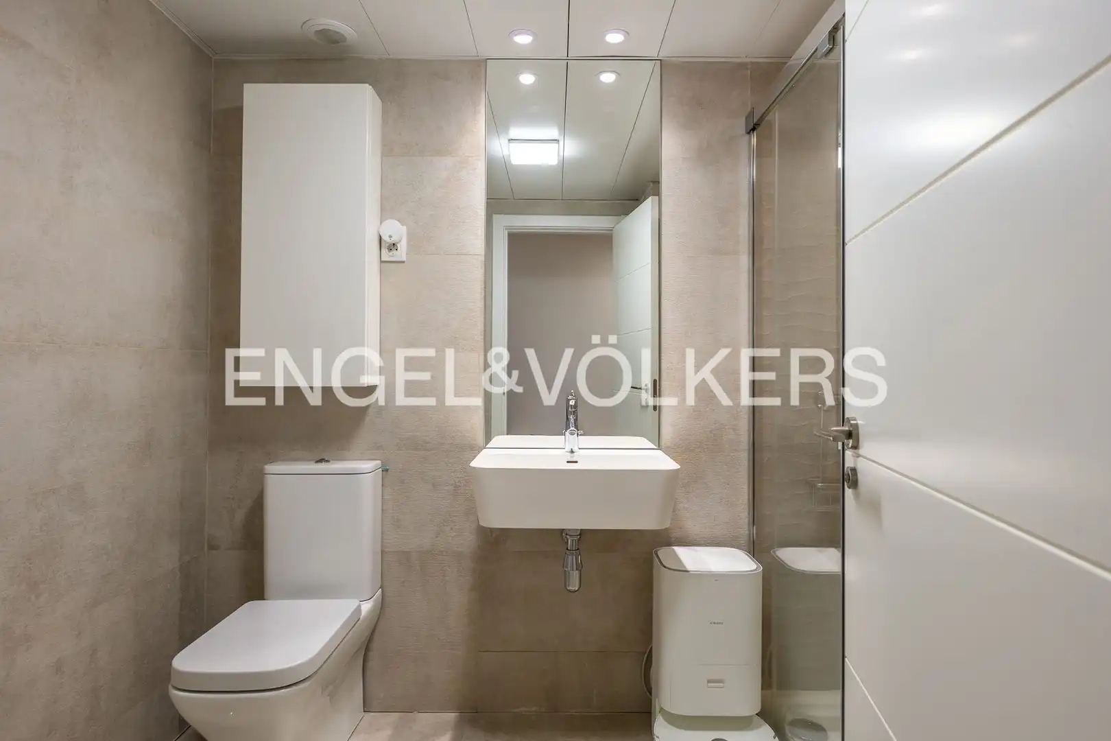 Baño de Piso en venta en Madrid con Aire acondicionado, Calefacción y Terraza
