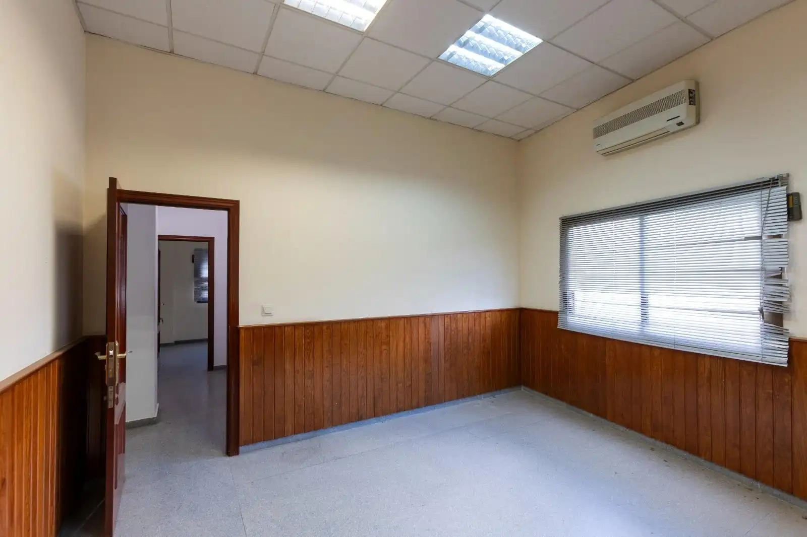 Business premises for sale in Almuñecar centro, imagen 7