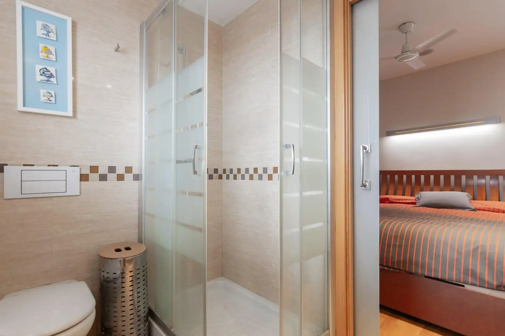 Bathroom of Attic for sale in  Pamplona / Iruña  with Air Conditioner, Heating and Parquet flooring