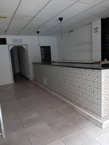 Local comercial en Alquiler en Carrer de Coll i Pujol, 154 en Sant Crist