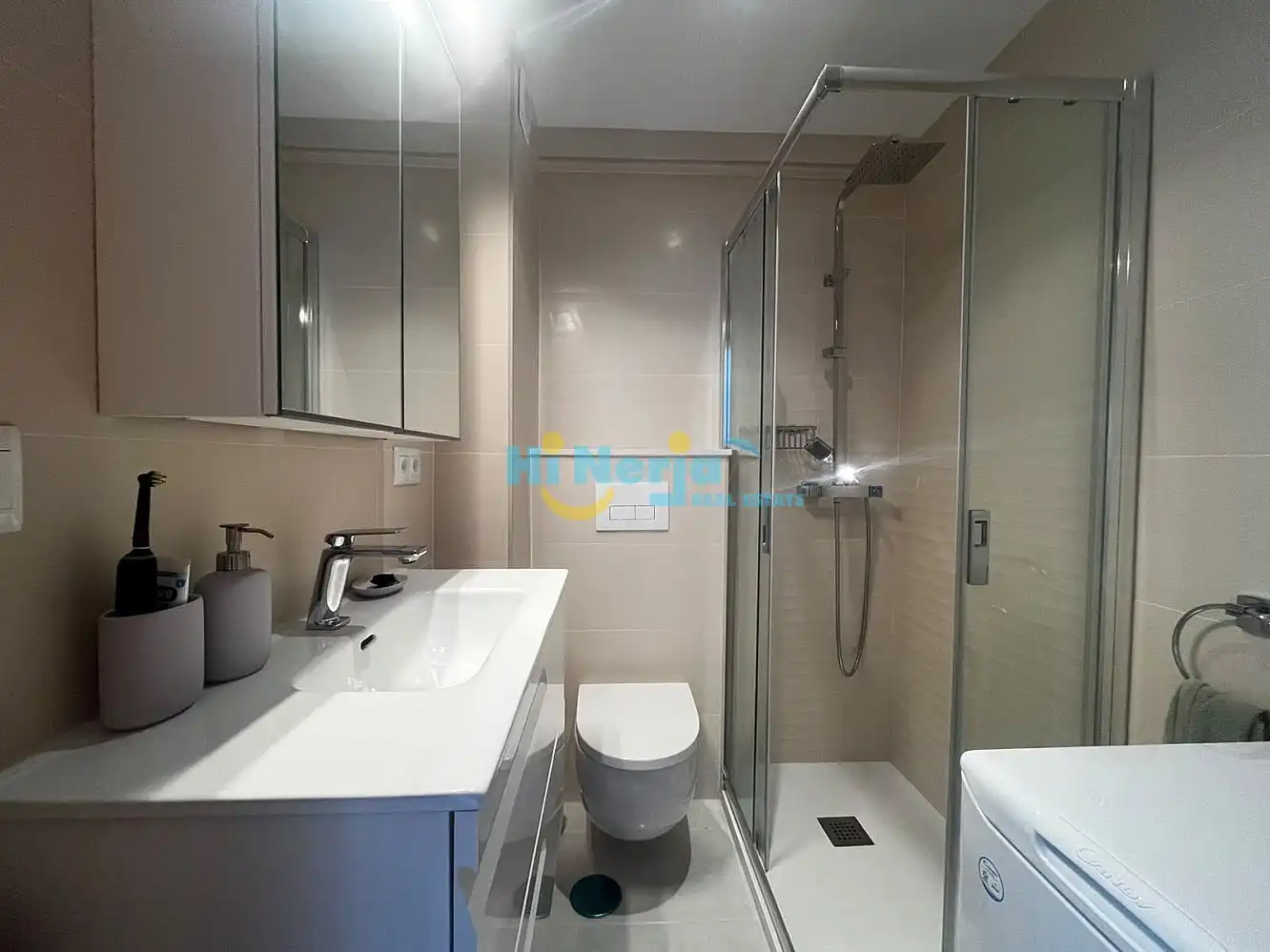 Bany de Apartament en venda en Algarrobo amb Aire condicionat, Calefacció i Terrassa