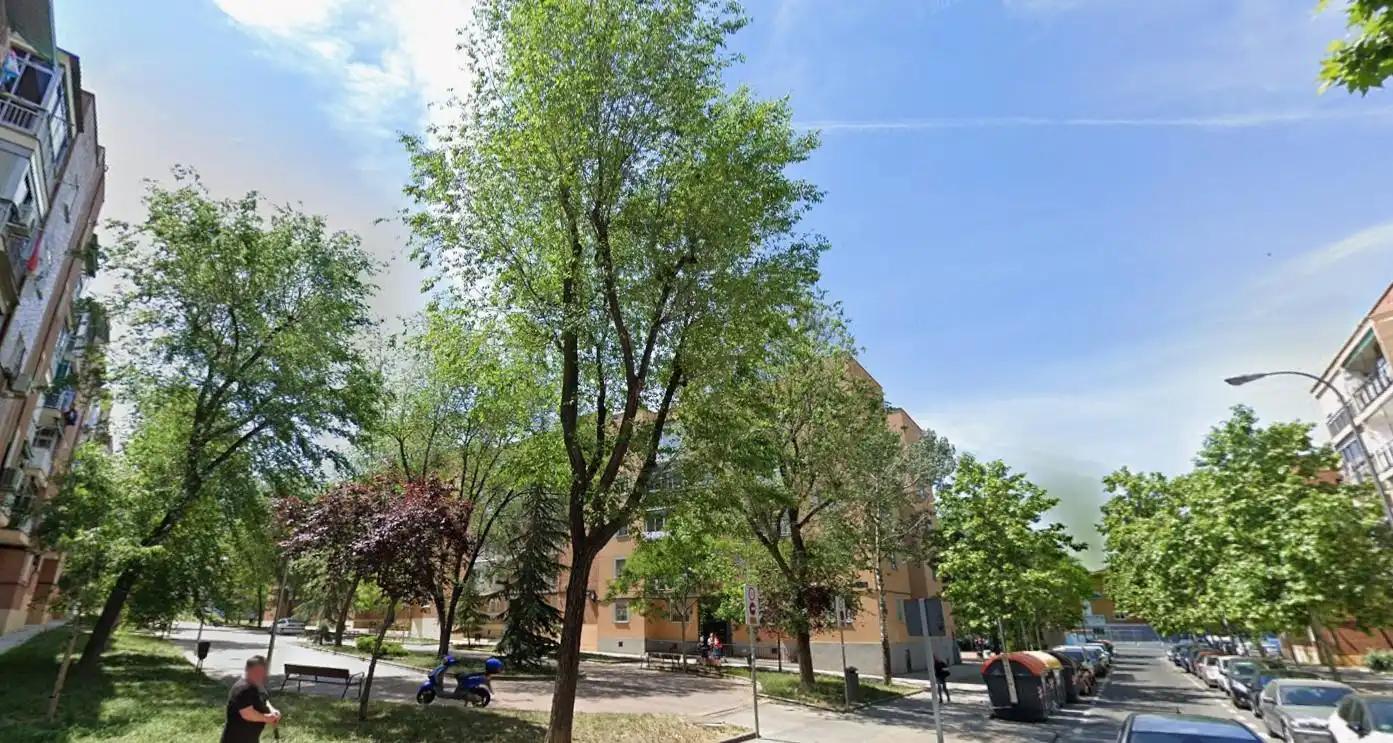 Vista exterior de Piso en venta en  Madrid Capital