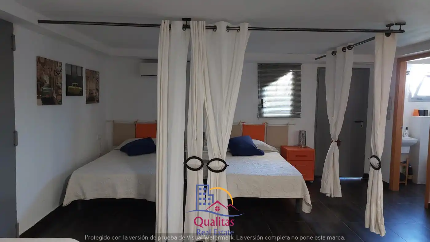 Habitación de Casa adosada de alquiler en Oliva con Aire acondicionado, Calefacción y Terraza