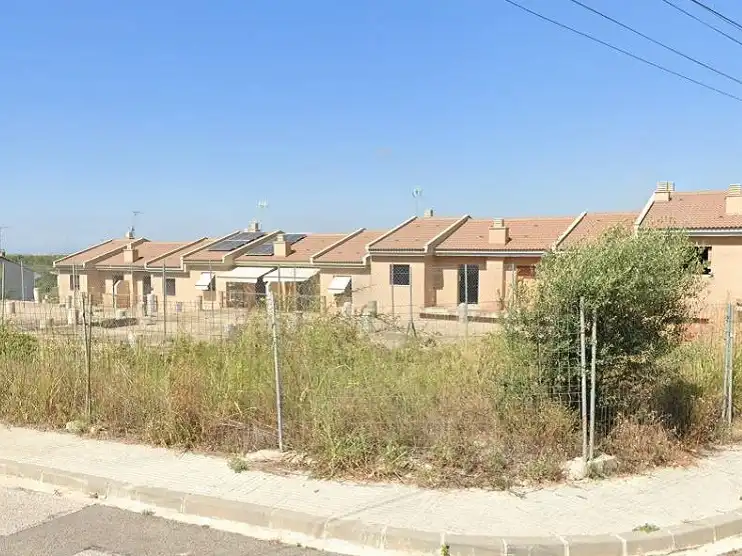 Residential land for sale in Carrer Montsià 17, imagen 7