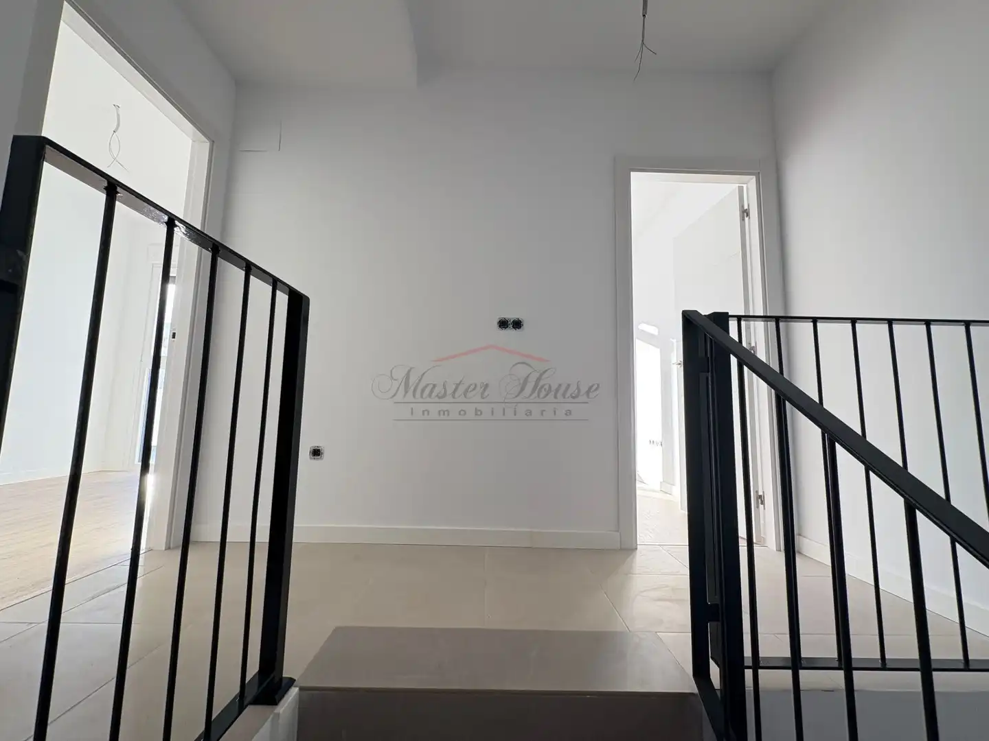 Casa adosada en venta en Aljaraque con Calefacción, Jardín privado y Terraza