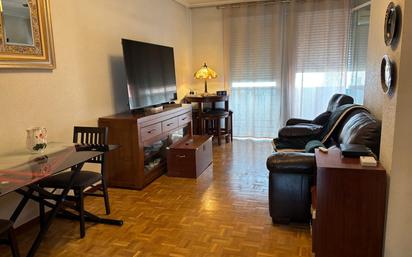 Living room of Flat for sale in Aranjuez  with Air Conditioner and Terrace