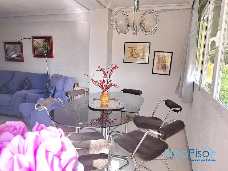 Comedor de Piso en venta en Alcorcón con Terraza