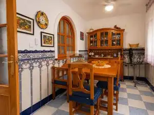 Comedor de Casa adosada en venta en Vegas del Genil con Aire acondicionado, Calefacción y Jardín privado