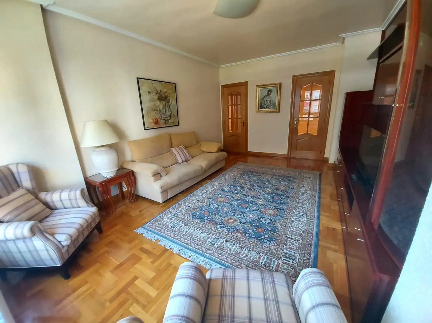 Sala d'estar de Pis en venda en  Logroño amb Calefacció, Parquet i Terrassa