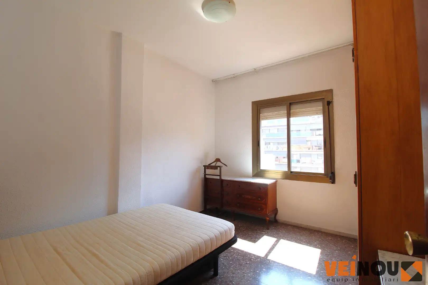 Habitación de Piso en venta en L'Hospitalet de Llobregat con Balcón