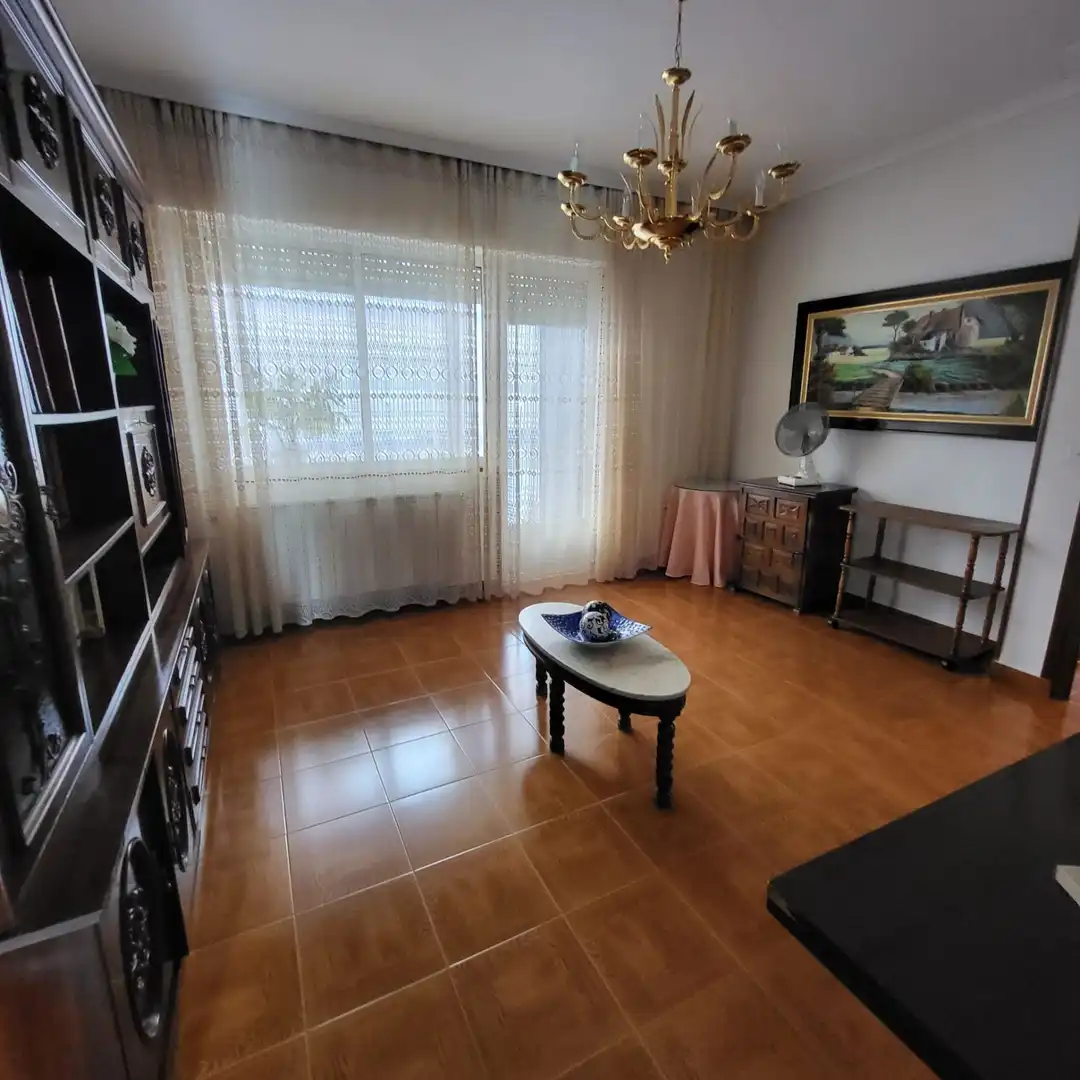 Sala de estar de Piso de alquiler en Ávila con Calefacción, Terraza y Amueblado