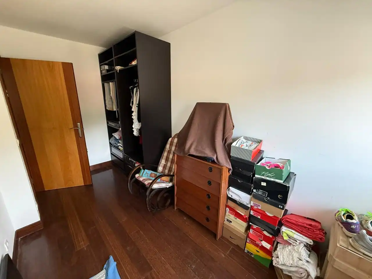 Casa adosada en venda en Castro-Urdiales amb Calefacció, Parquet i Balcó