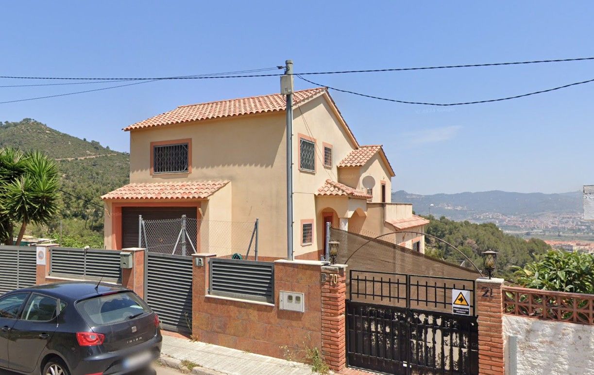 Vista exterior de Pis en venda en Santa Coloma de Cervelló