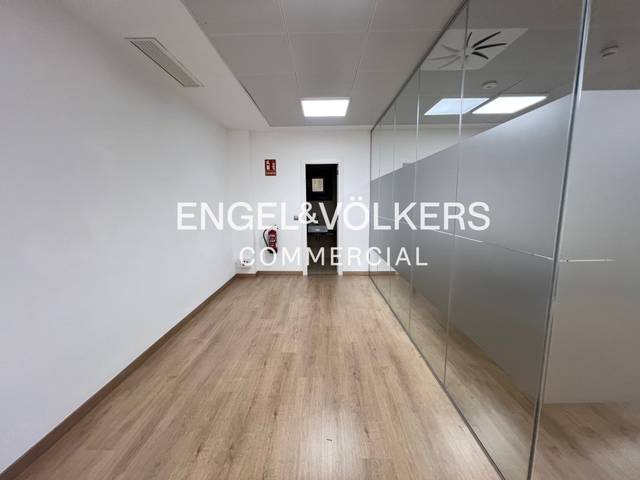 Oficina en Alquiler en El Gall