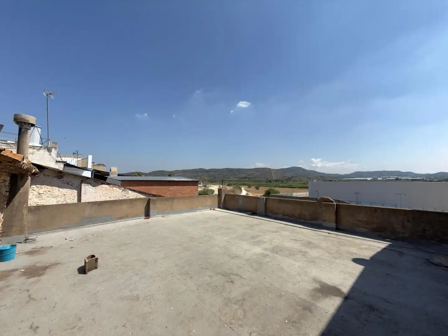 Vista exterior de Casa o xalet en venda en Alfarb amb Terrassa, Traster i Balcó
