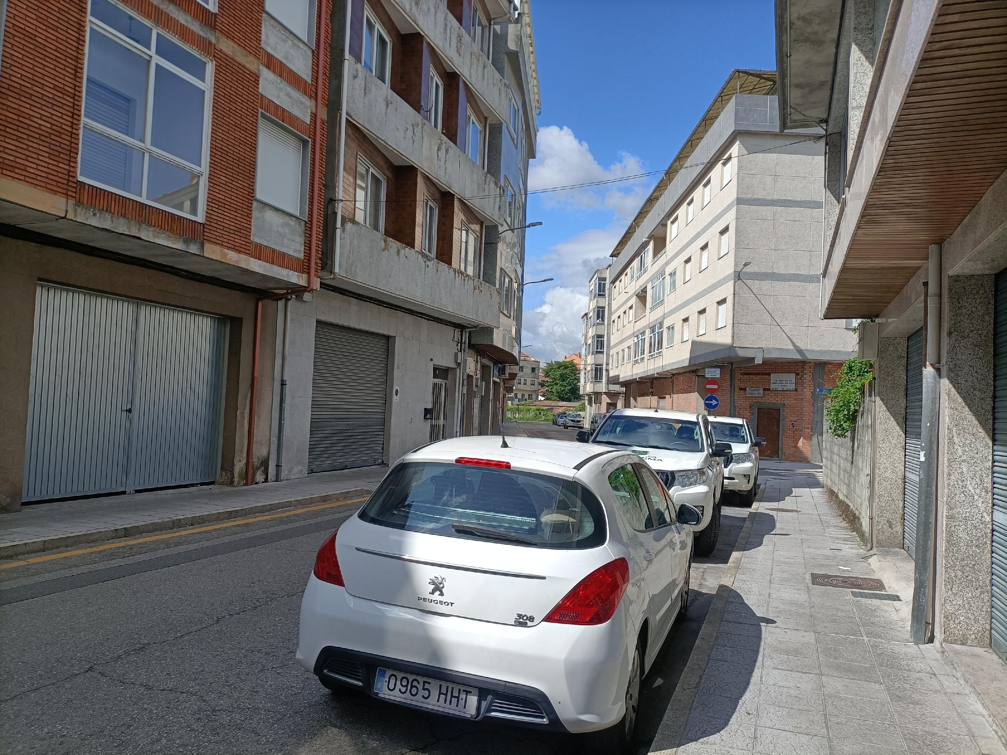 Vista exterior de Casa adosada en venda en Xinzo de Limia amb Calefacció