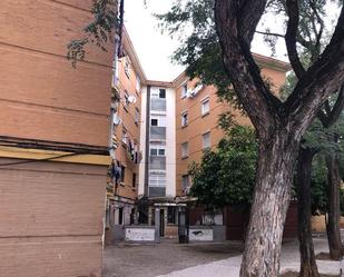 Exterior view of Flat for sale in  Sevilla Capital