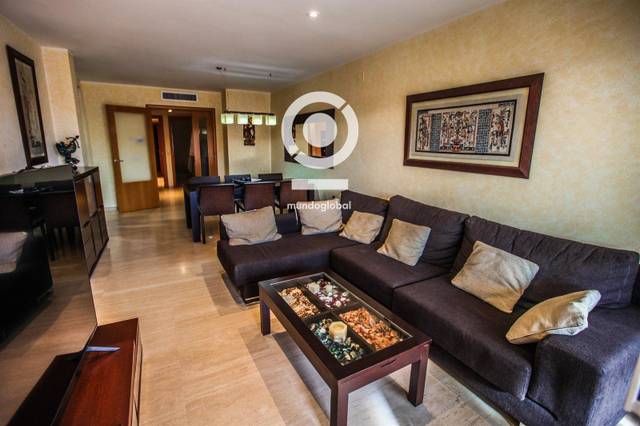 Ático en Venta en JOSEP PLA en L'Estany