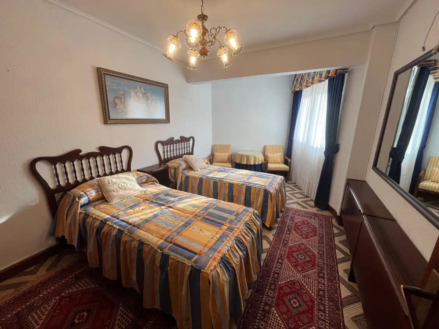 Habitación de Piso en venta en Colindres con Calefacción, Terraza y Amueblado