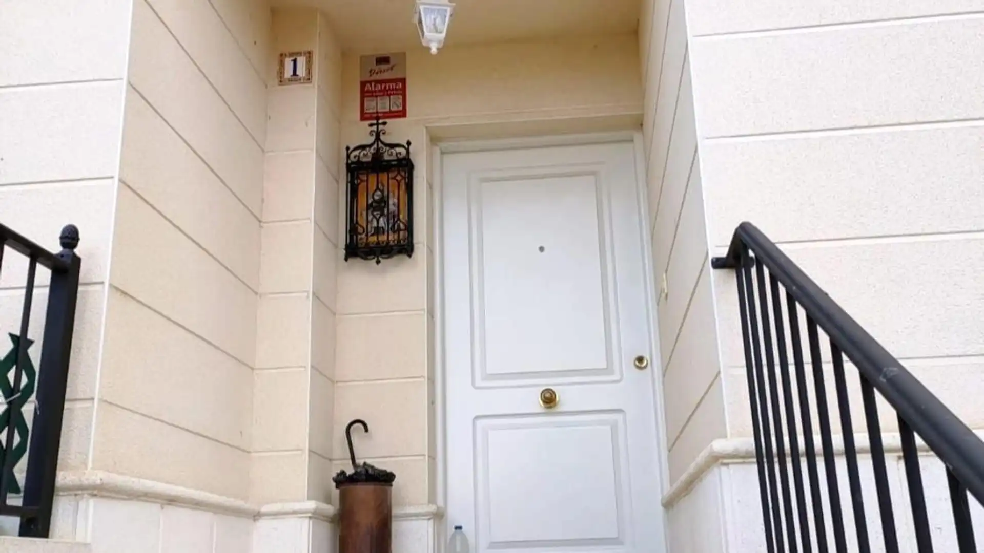 Casa adosada en venda a camino del caño, Fuensaldaña