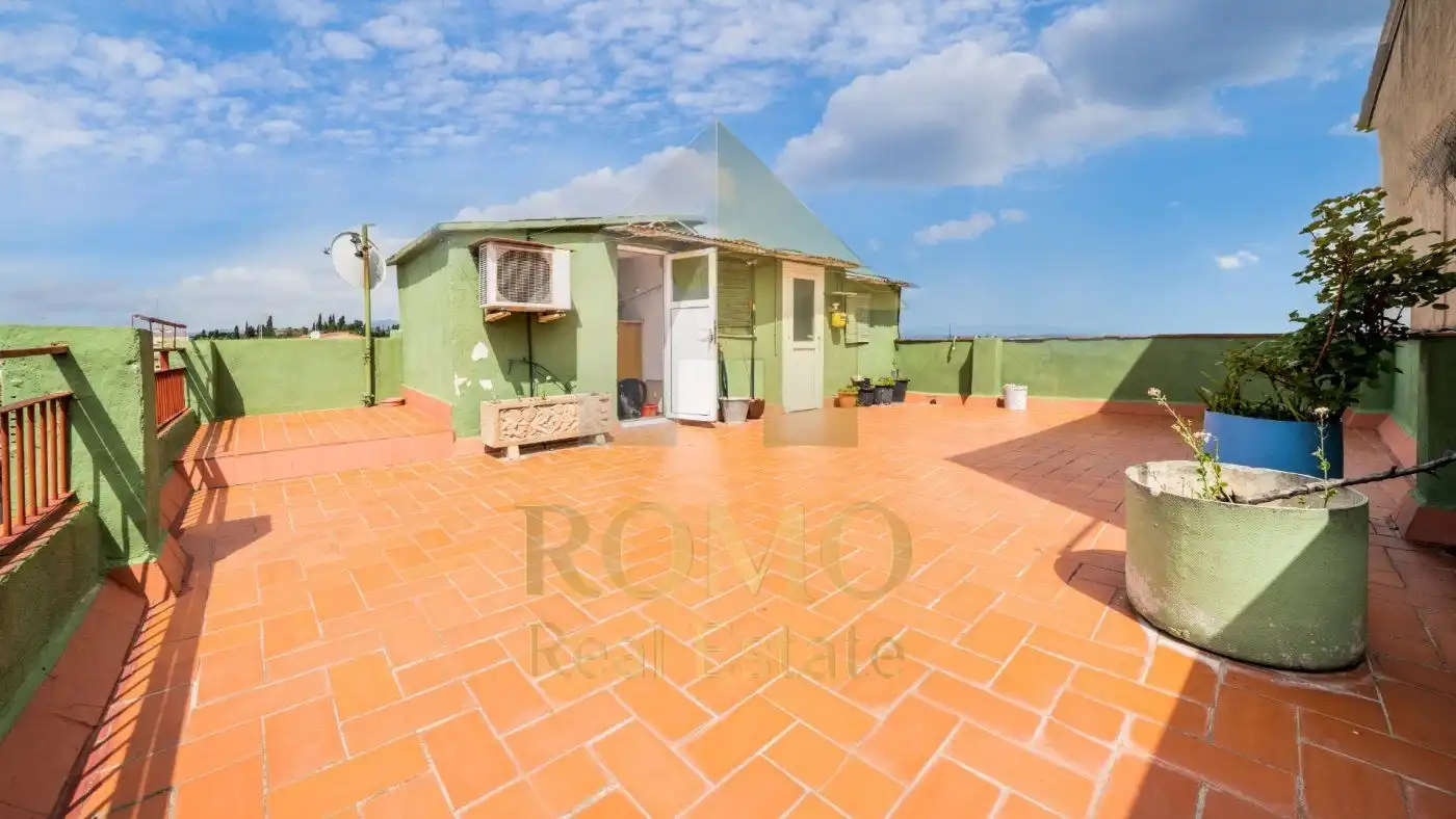 Terraza de Edificio en venta en Santa Perpètua de Mogoda