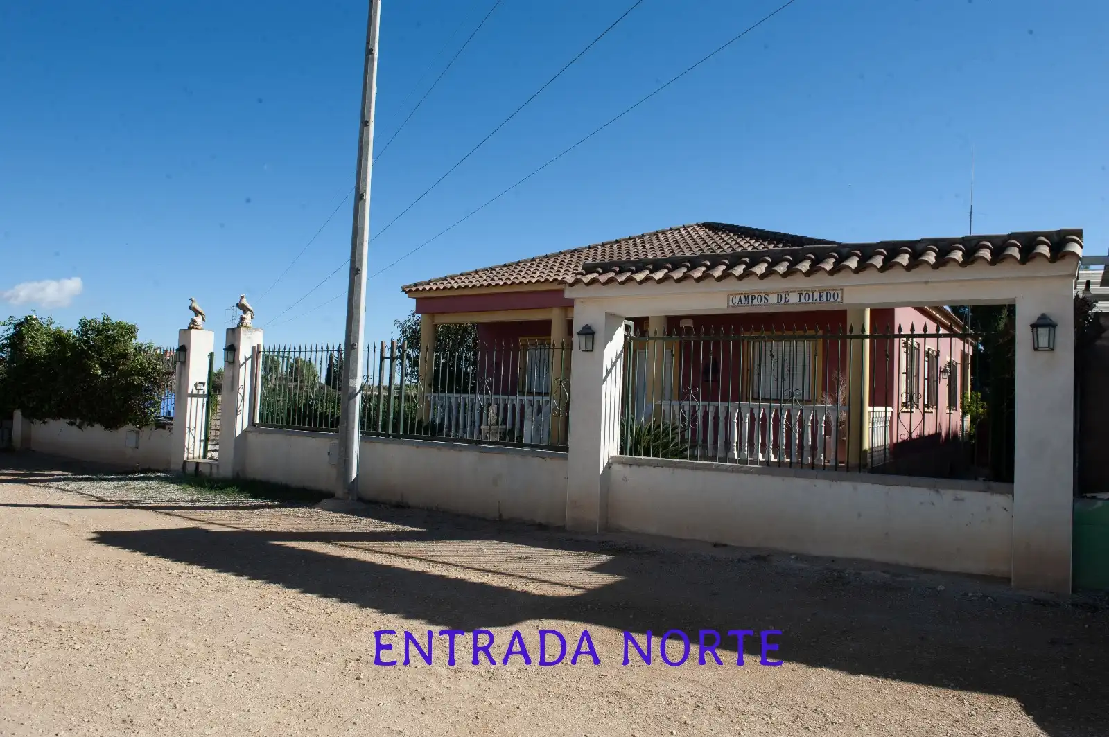 Villa con giardino in vendita a Calle Montalbán, imagen 4