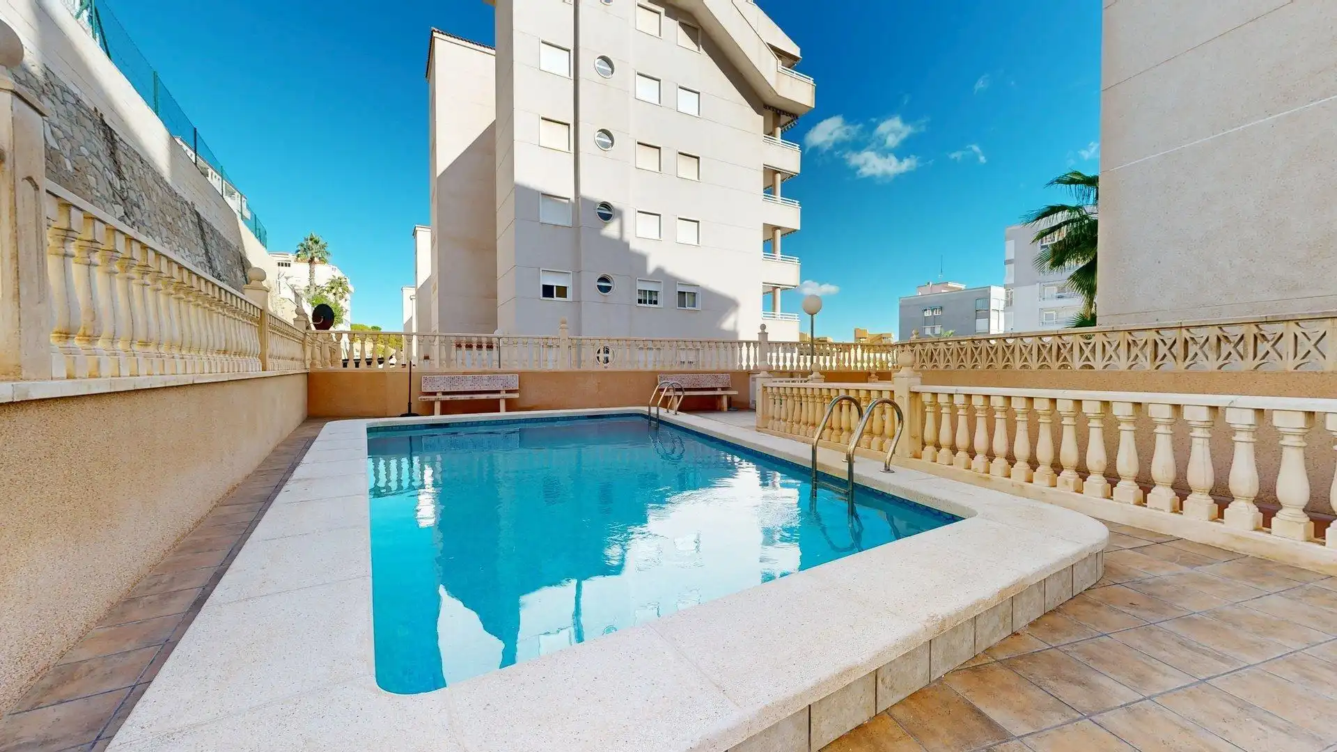 Appartement compact avec piscine à louer à Calle Islas Baleares 42, imagen 47