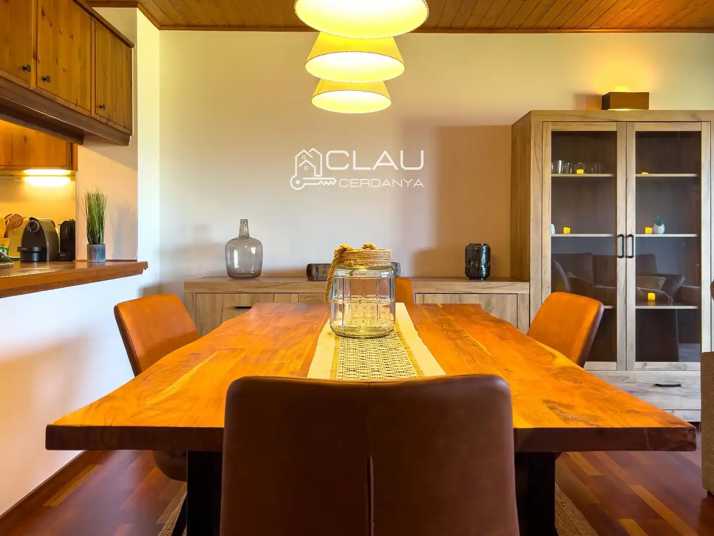 Comedor de Piso de alquiler en Osséja con Calefacción, Jardín privado y Parquet