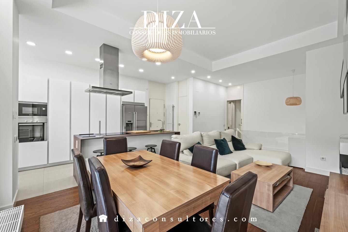 Dining room of Planta baja for sale in  Madrid Capital  with Air Conditioner and Furnished