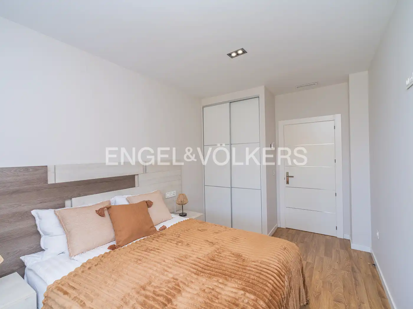 Habitación de Casa o chalet en venta en Santa Pola con Aire acondicionado, Calefacción y Jardín privado