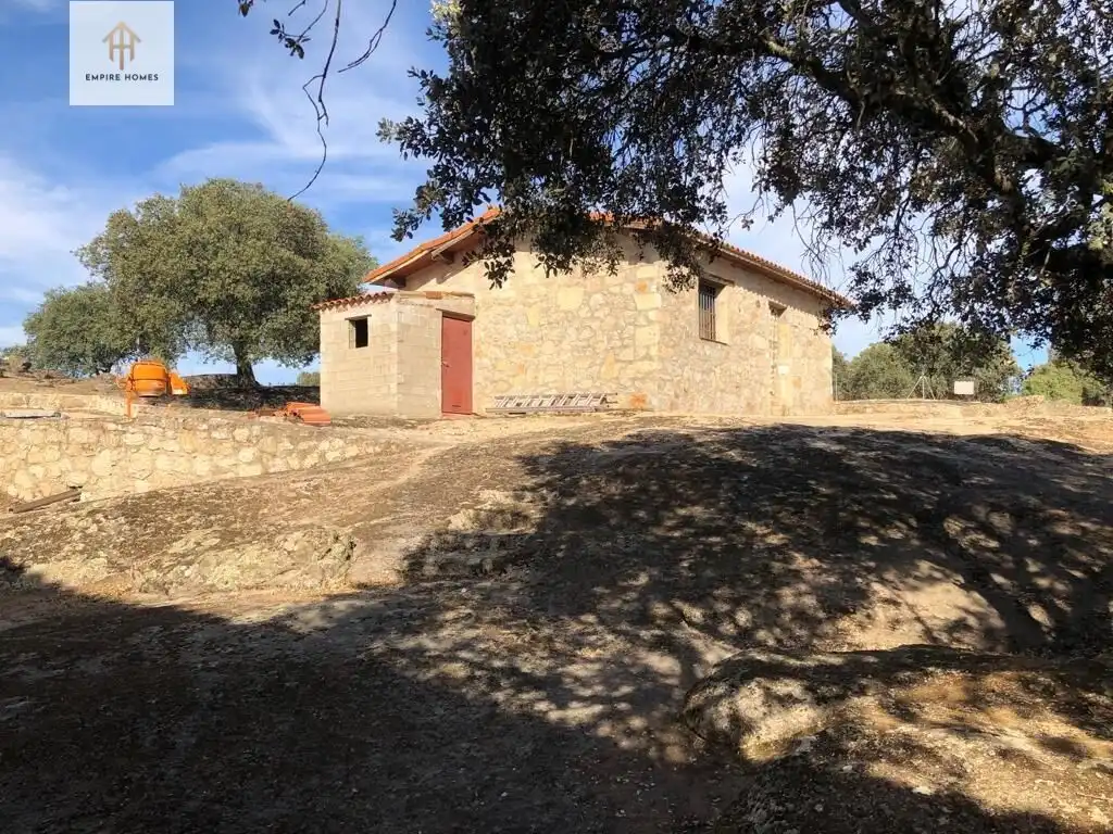 Außenansicht von Residential zum Verkauf in Torreorgaz