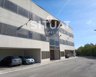 Vista exterior de Nau industrial de lloguer en Barberà del Vallès amb Calefacció i Alarma